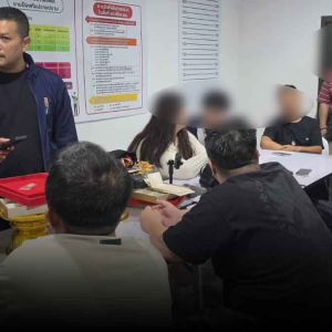 香港网红在泰国洛坤寺庙直播卖佛牌， 引发民众不满