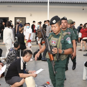 恋爱与器官交易诈骗团伙被端，逮捕811名外籍嫌犯