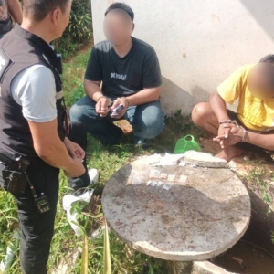 泰国两名保释毒犯再次被捕，冰毒及吸食工具全缴获