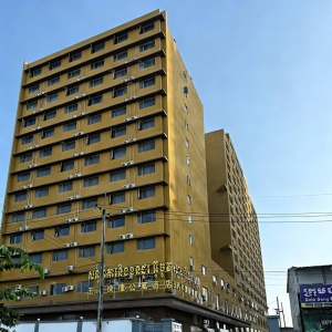 柬埔寨严打电诈， 上百中国人顶风作案被举报