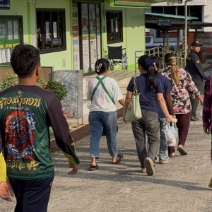 在泰国卖菜卖鸡也违规？7名外劳被抓