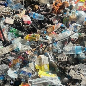 震惊！泰国寺庙突发大火，住持房间竟发现大量色情物品