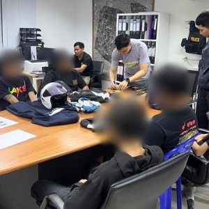 持刀寻仇反被杀，6名未成年泰国少年涉命案被捕
