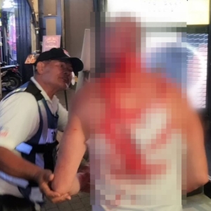 芭堤雅治安混乱？澳洲游客街头受伤，现场血流满地