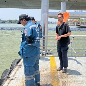 曼谷湄南河发现捆绑男女尸体，死因待查