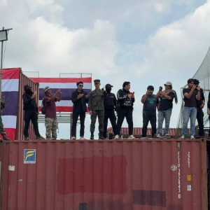 柬泰边境再摩擦！泰军路障+铁丝网，柬埔寨发声警告