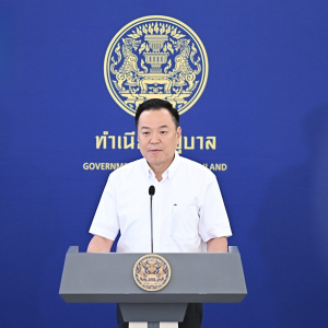 阿努廷就油价波动公开道歉，政府承认判断失误