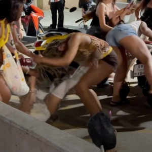 芭堤雅又乱了！泰国人妖群殴外国游客