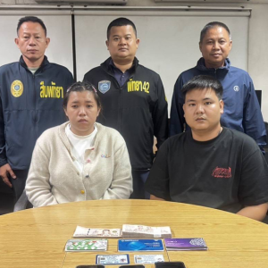 虚假网店曝光！芭堤雅抓获两名嫌疑人，受害者倾家荡产