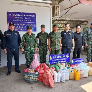 出口老挝谋取差价，泰国边境查获156升走私燃油