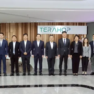 年增60%！中国光模块巨头狂投泰国，建起第二工厂