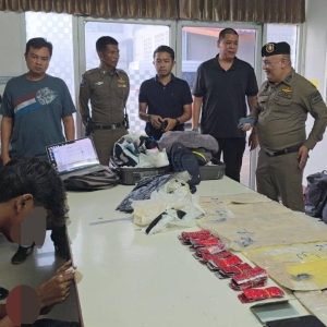 为2万泰铢玩命！18岁少年腰缠毒品登机当场被抓