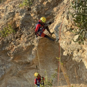 芭堤雅滑翔伞区惊魂发现！男子坠崖身亡多日才被找到