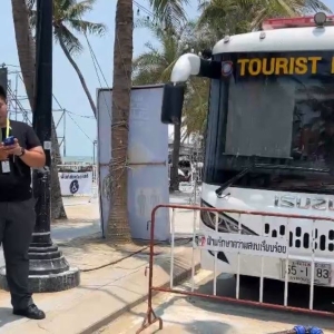 泰警“黑科技”出击！芭提雅街头扫一扫，逃犯没处躲