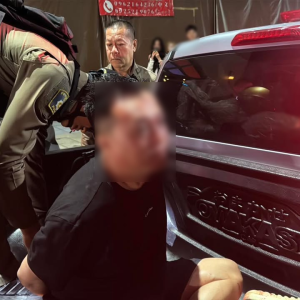 芭提雅南路现“色狼”！中国游客酒后强抱女性被群殴