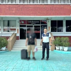 泰国达府移民局抓获一名逾期居留50天的台湾男子