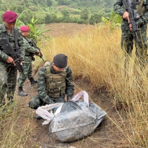 泰国清莱府缉毒枪战：2名毒贩身亡，240万粒疯药被缴
