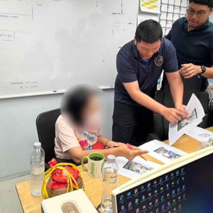 “腋下藏钱”骗局：泰女专盯便利店，找零瞬间藏匿现金