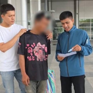 诱导“解锁提现”骗走168万！诈骗主嫌搭火车时被抓捕