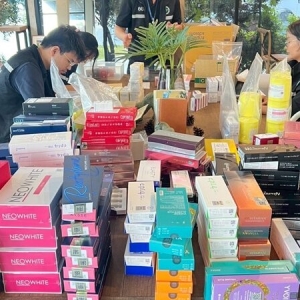 网红咖啡店竟是医美黑仓库？泰警搜出400万非法肉毒素