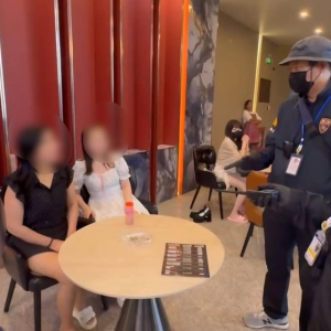 挂羊头卖狗肉？中国水疗中心暗藏色情服务