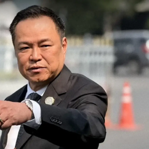 阿努廷力挺4000亿泰铢借款法令：合法且用于经济刺激