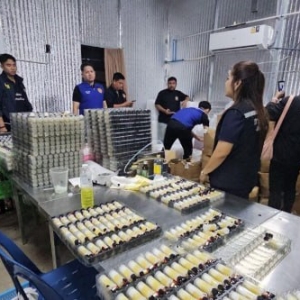 月薪4万被雇制烟？3名中国人在泰落网，豪宅沦为毒窝点