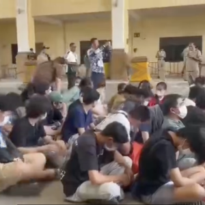 柬埔寨向泰国移交49名涉嫌网络诈骗泰国籍人员