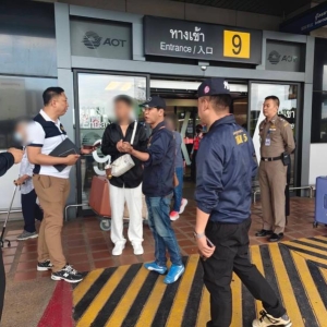 1.2万头牛竟是假的！中国男子骗贷近2亿逃到泰国被抓