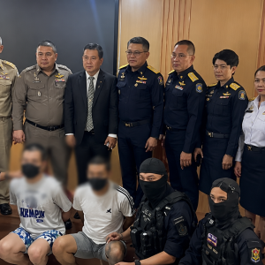 泰老联合行动！两名毒品嫌疑人涉10亿粒冰毒案落网